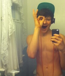 capped boys cute gay tube  5fd01cea53593.jpg