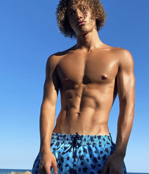 gay tube long-haired beauties 5fe50ebd12798.jpg