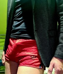 crotch watch gay tube 5ff8b16a4e67a.jpg