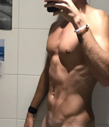 Weekend gay tube mix best 2 5ffb4b6e22b95.png