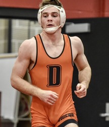 sporty bulging wrestlers gay tube 600f2c28ea8f8.jpg