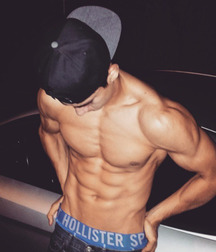 lads with fab abs gay tube