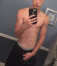 gay tube selfie sticks 6022cb6bf4201.jpg