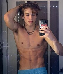 gay tube selfie sticks