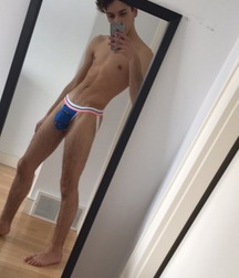 gay tube boy bulges 6027f8f68f021.jpg