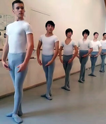 bulging ballet boys twinks tube 6041003823ec9.jpg