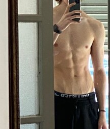 selfies snapshots gay tube 6045952576fe6.jpg