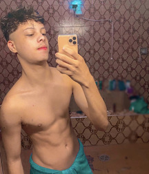 selfies snapshots gay tube 60459527206f7.jpg