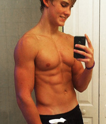 selfies snapshots gay tube 6045953273f70.jpg