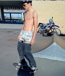 skateboarding boys gay tube 6056ab37dfa15.jpg