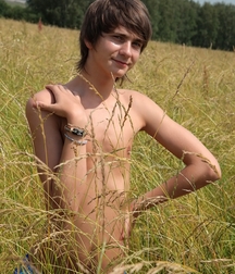 TW Twink Porn - sunny field  60c31dc8bebbb.jpg