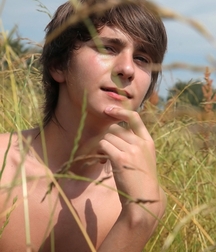 TW Twink Porn - sunny field  60c31e10a062f.jpg