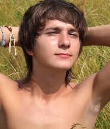 TW Twink Porn - sunny field  60c31e376b589.jpg
