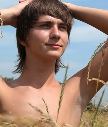TW Twink Porn - sunny field  60c31e53e57e8.jpg