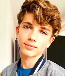 Hot Teen Male Model - 2 - Ozzy Nicholls - Non-Nude 611c30160042f.jpg