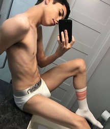 Twink Tube Boys Selfies Sexy 2 60d927d268d28.jpg