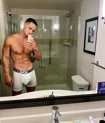 Twink Tube Boys Selfies Sexy 2 60d9282dd0f5e.jpg