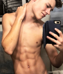 Boys Selfies twink gay porn 60d92a09ee3f5.png