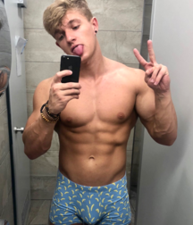 Beautiful boys Selfies Twink Tube 6 60d92e29d192e.png