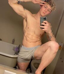 Beautiful boys Selfies Twink Tube 6 60d92e43a171e.jpg