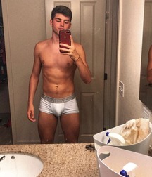 Boys Selfies Gay Porn Snapshots 7 60db50f41d499.jpg