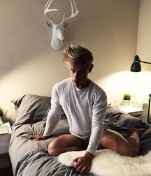 Sexy And Hot - Alam Wernick - Twink Tube 611fcf0f7d6eb.jpg