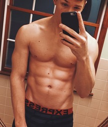 NekoBoys - Selfies Twink Twink Tube