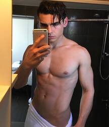 Sexy Boys in Towel Twink Tube Nude