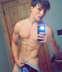 Cute Boys in Towel Twinks Tube Guys 619ece2d358b3.jpg