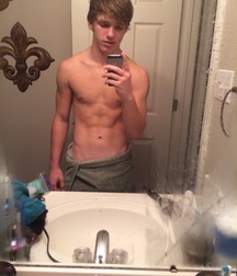 Cute Boys in Towel Twinks Tube Guys 619ece31a9b86.jpg