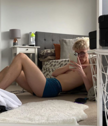 Beautiful Boys in Underpants Twinks Tube 61a25eb84fa2b.png