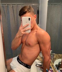 Cute Boys in Underpants GayBoysTube Selfies 61b3aec12ee00.jpg