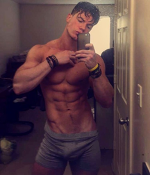Cute Boys in Underpants GayBoysTube Selfies 61b3aec58c262.png