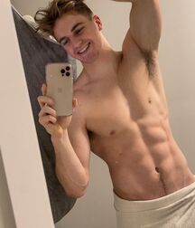 Cute Boys in Towel Twinks Tube Selfies Shower 61b7dfd0160ec.jpg