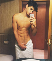 Cute Boys in Towel Twinks Tube Selfies Shower 61b7dff207269.jpg