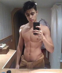 Cute Boys in Towel Twinks Tube Selfies Shower 61b7e024b1e29.jpg