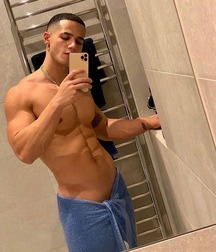 Selfies With Towel Twink Tube Guys 61ba11efc64d7.jpg