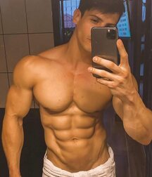 Selfies With Towel Twink Tube Guys 61ba1210636b9.jpg