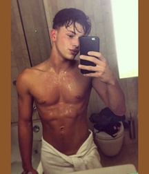 Selfies With Towel Twink Tube Guys 61ba121248b4e.jpg