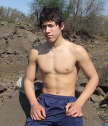 Alexis Latin Boy Solo Gay Porn Set 61bcb9bad64d7.jpg
