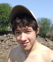 Alexis Latin Boy Solo Gay Porn Set 61bcb9cb22e16.jpg