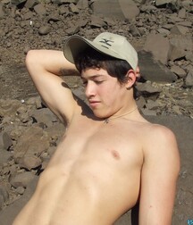 Alexis Latin Boy Solo Gay Porn Set 61bcba85a87e6.jpg