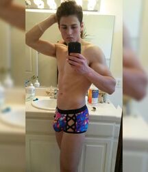 Cute Boys in Underpants GayBoysTube Selfies 61bf8d15803d6.jpg