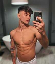 Cute Boys in Underpants GayBoysTube Selfies 61bf8d1798892.jpg