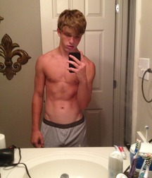 Cute Boys in Underpants GayBoysTube Selfies 61bf8d5b3144e.jpg