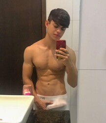 Cute Boys in Underpants Twink Tube Selfies Mirror 61cb614b38d2d.jpg