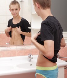 Blond Boy Gay Porn Set Twinks Porn Bathroom 61dde4840bb54.jpg