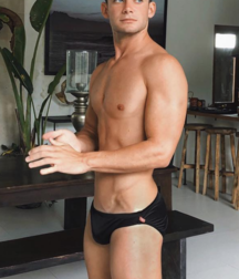 Hot Swimmer GayBoysTube Twinks Swim 621ea58a99c5c.png