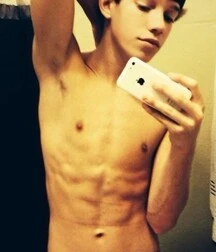 mirror selfies twink tube porn