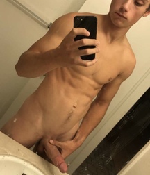 Selfies And Mirror Selfies Gay Porn 60dd1aa8c037f.jpeg
